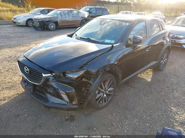 JM1DKFC71J0332618 2018 MAZDA CX-3 - Image 2