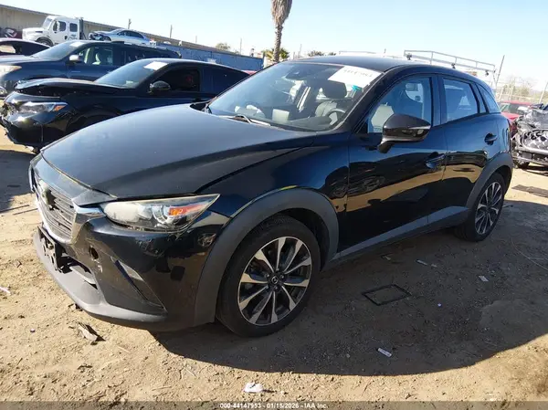 JM1DKFC71K0404449 2019 MAZDA CX-3 - Image 2