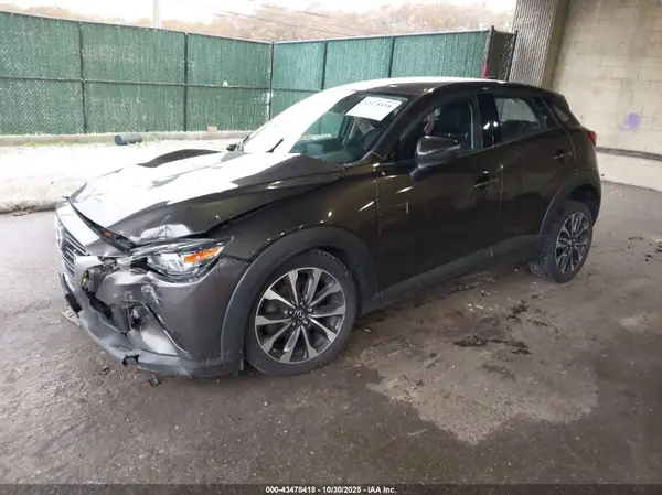 JM1DKFC71K0421641 2019 MAZDA CX-3 - Image 2