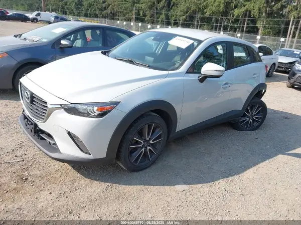 JM1DKFC73J0301080 2018 MAZDA CX-3 - Image 2