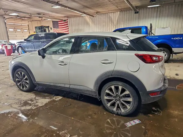 JM1DKFC73K0423780 2019 MAZDA CX-3 - Image 2