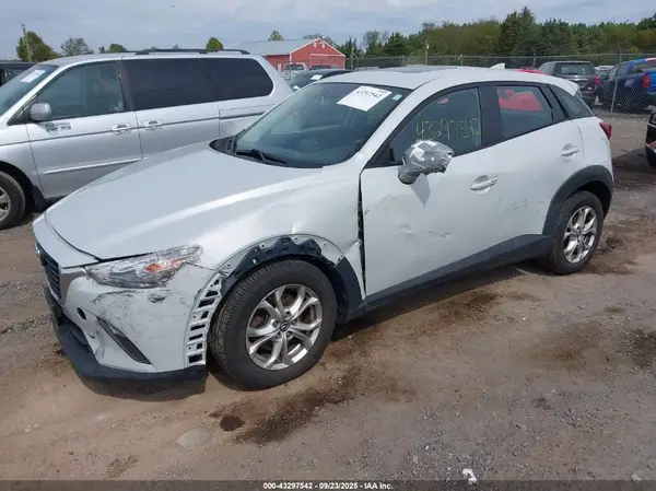 JM1DKFC74G0130817 2016 MAZDA CX-3 - Image 2