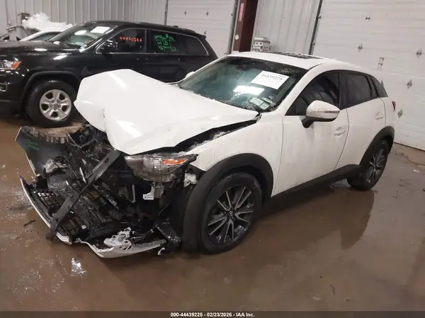 JM1DKFC74J0301296 2018 MAZDA CX-3 - Image 2