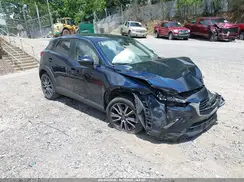 JM1DKFC74J0301623 2018 MAZDA CX-3