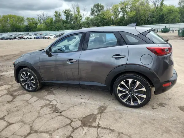 JM1DKFC74K0428745 2019 MAZDA CX-3 - Image 2