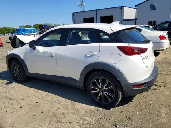 JM1DKFC75J0318186 2018 MAZDA CX-3 - Image 2