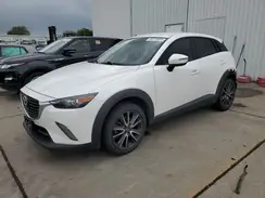 JM1DKFC75J0327924 2018 MAZDA CX-3