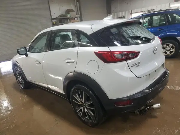 JM1DKFC76H0161813 2017 MAZDA CX-3 - Image 2