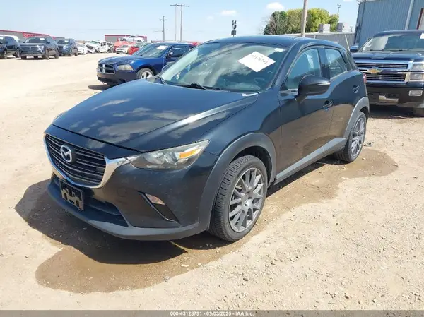 JM1DKFC76K0405600 2019 MAZDA CX-3 - Image 2