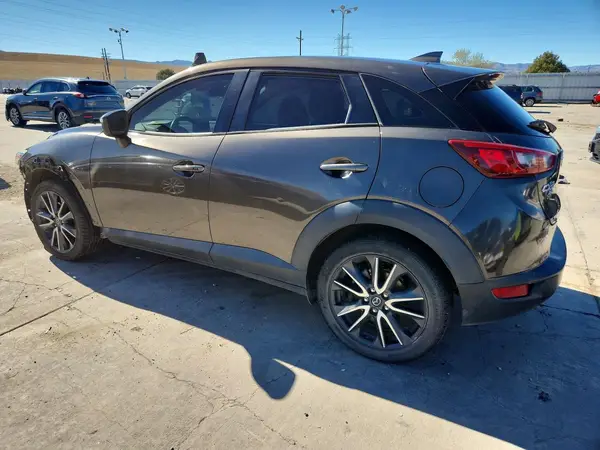 JM1DKFC77J0313958 2018 MAZDA CX-3 - Image 2