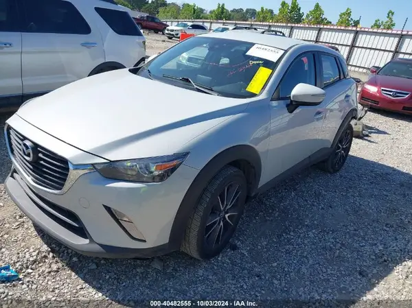JM1DKFC77J0331828 2018 MAZDA CX-3 - Image 2