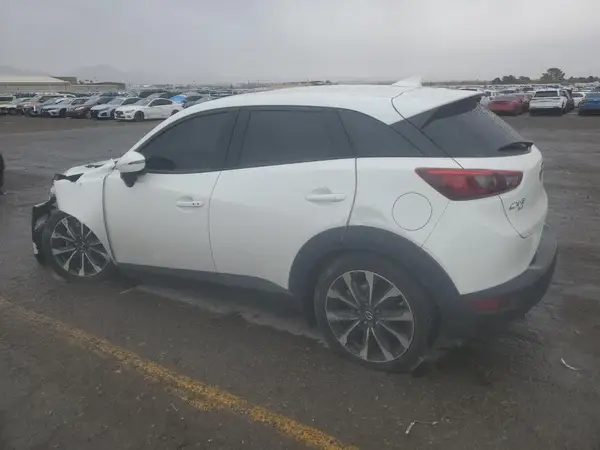 JM1DKFC77K0450190 2019 MAZDA CX-3 - Image 2