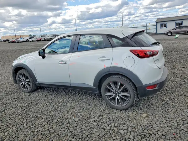JM1DKFC78H0142065 2017 MAZDA CX-3 - Image 2