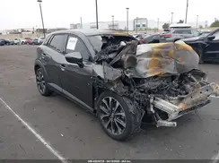 JM1DKFC78K1401185 2019 MAZDA CX-3