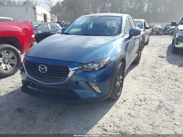 JM1DKFC79J0301021 2018 MAZDA CX-3 - Image 2