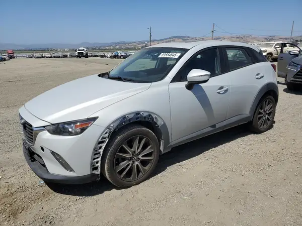 JM1DKFC7XH0143198 2017 MAZDA CX-3 - Image 1