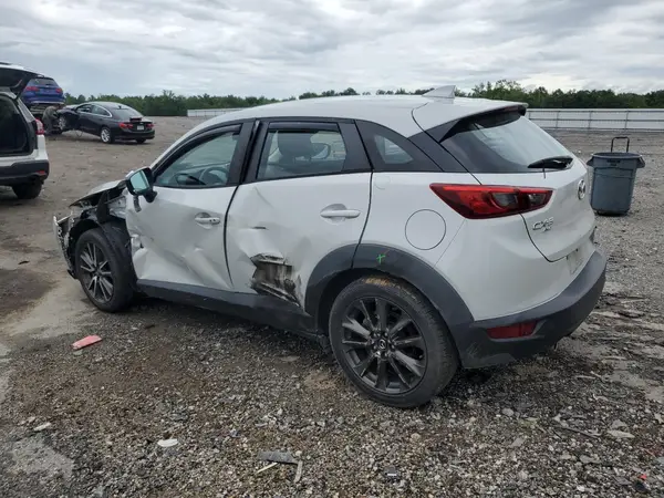 JM1DKFC7XH0172992 2017 MAZDA CX-3 - Image 2