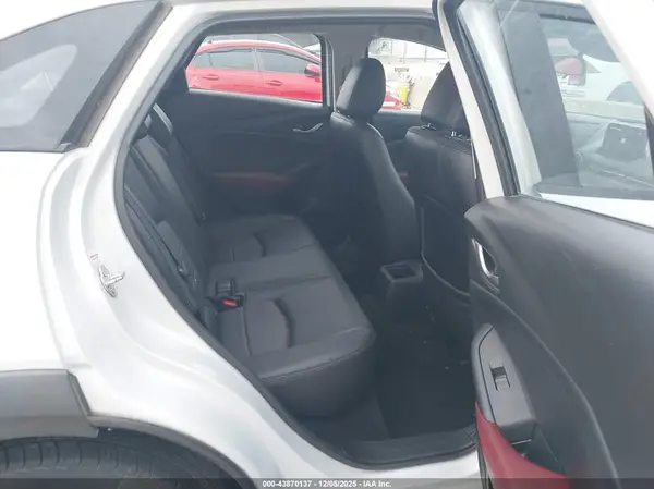 JM1DKFC7XJ0319074 2018 MAZDA CX-3 - Image 8