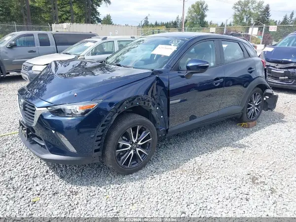 JM1DKFC7XJ0332410 2018 MAZDA CX-3 - Image 2