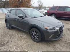JM1DKFC7XJ1324575 2018 MAZDA CX-3