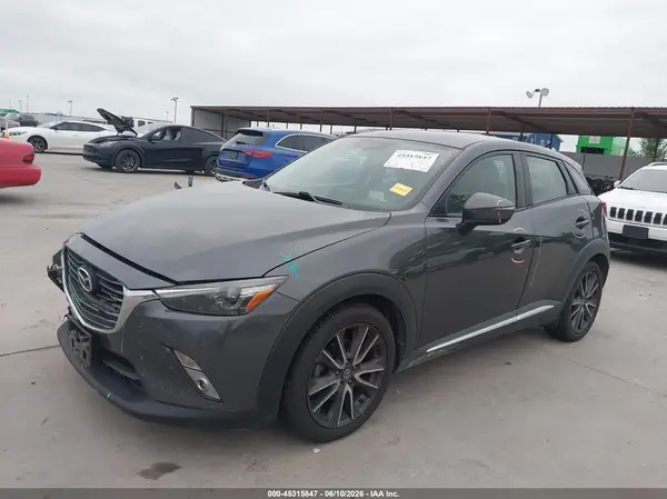 JM1DKFD70H0166066 2017 MAZDA CX-3 - Image 2