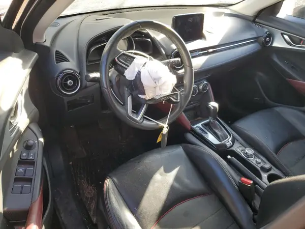 JM1DKFD70J0307918 2018 MAZDA CX-3 - Image 8