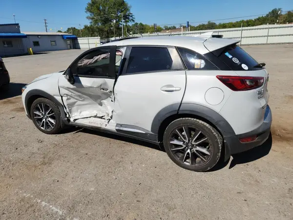 JM1DKFD70J0327201 2018 MAZDA CX-3 - Image 2