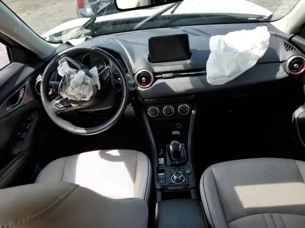 JM1DKFD70K0408992 2019 MAZDA CX-3 - Image 8