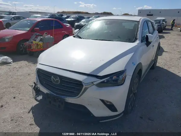 JM1DKFD70M1514551 2021 MAZDA CX-3 - Image 2