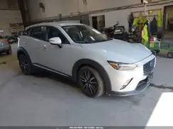 JM1DKFD71J0320855 2018 MAZDA CX-3