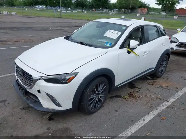 JM1DKFD71J1316749 2018 MAZDA CX-3 - Image 2