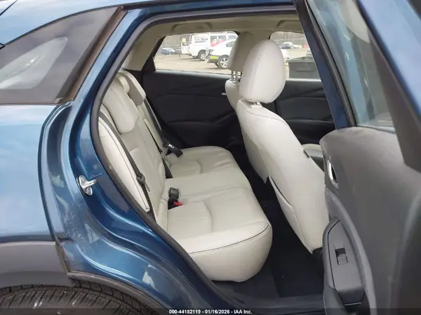JM1DKFD73K1420077 2019 MAZDA CX-3 - Image 8