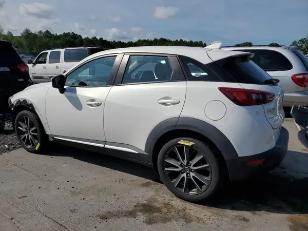 JM1DKFD74H0149044 2017 MAZDA CX-3 - Image 2