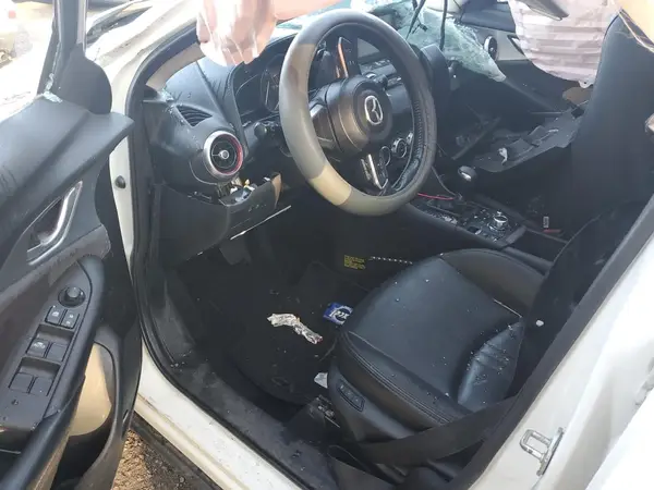JM1DKFD74K0411989 2019 MAZDA CX-3 - Image 8