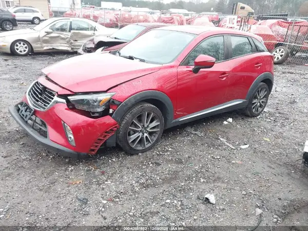 JM1DKFD76J0311245 2018 MAZDA CX-3 - Image 2
