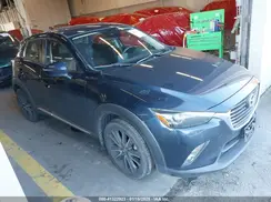 JM1DKFD77J0300612 2018 MAZDA CX-3