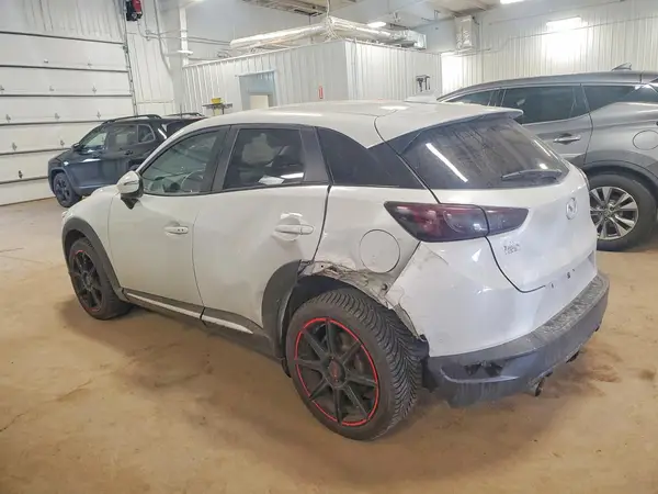 JM1DKFD78H0141075 2017 MAZDA CX-3 - Image 2