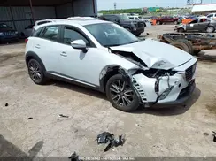 JM1DKFD78H0160564 2017 MAZDA CX-3