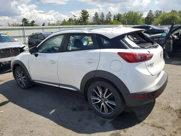JM1DKFD78J0331545 2018 MAZDA CX-3 - Image 2