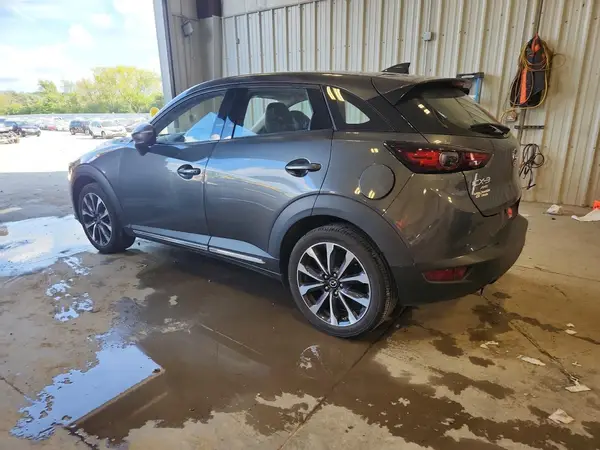 JM1DKFD78K0432473 2019 MAZDA CX-3 - Image 2