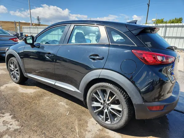 JM1DKFD79H0180032 2017 MAZDA CX-3 - Image 2