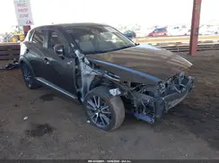 JM1DKFD79J0320389 2018 MAZDA CX-3