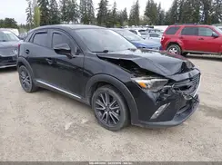JM1DKFD7XJ0300667 2018 MAZDA CX-3