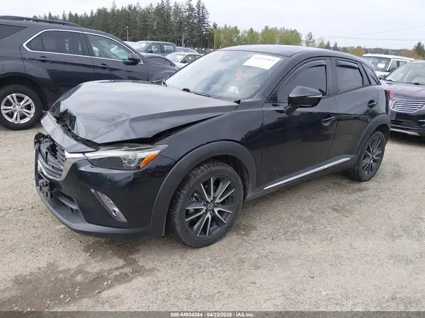 JM1DKFD7XJ0300667 2018 MAZDA CX-3 - Image 2