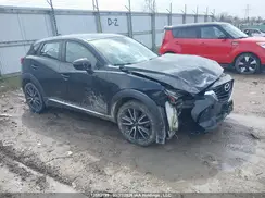 JM1DKFD7XJ0303486 2018 MAZDA CX-3