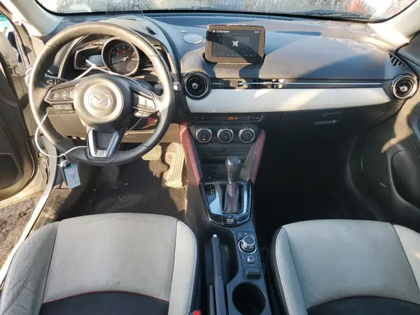 JM1DKFD7XJ0304489 2018 MAZDA CX-3 - Image 8