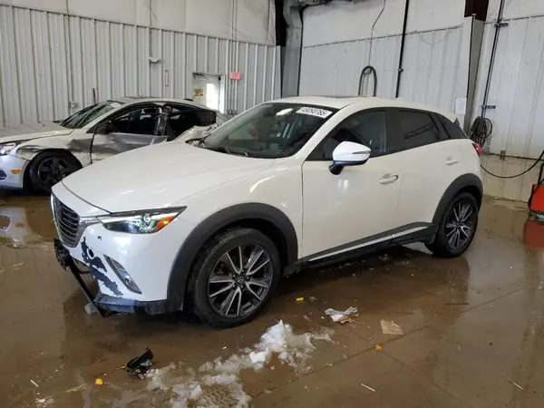 JM1DKFD7XJ0321776 2018 MAZDA CX-3 - Image 1