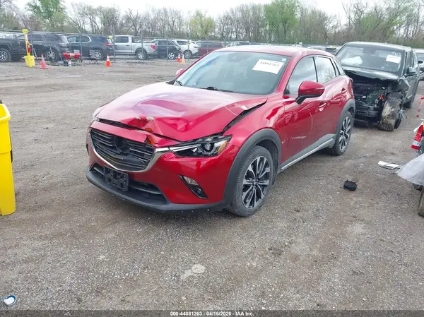 JM1DKFD7XK0401855 2019 MAZDA CX-3 - Image 2