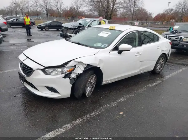 JM1GJ1U51G1472221 2016 MAZDA 6 - Image 2