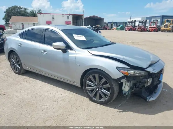 JM1GL1TY4J1318311 2018 MAZDA 6 - Image 1